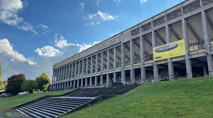 Strahov Stadion Prágában, a világ egyik legnagyobb stadionja