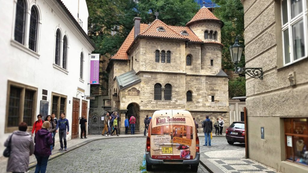 Prága zsidó negyede, Josefov, történelmi zsinagógákkal és az Ózsidó temetővel